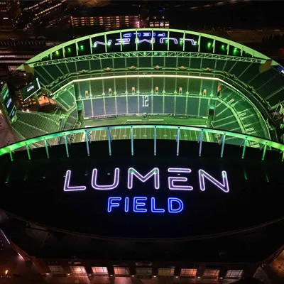 ورزشگاه لومن فیلد 