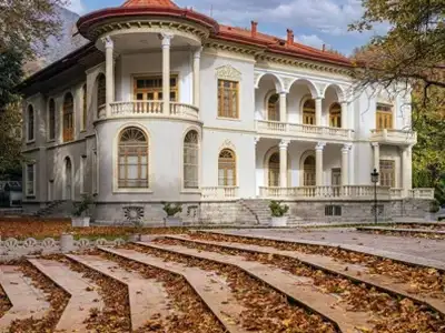 bilingual-saadabad-palace-tour